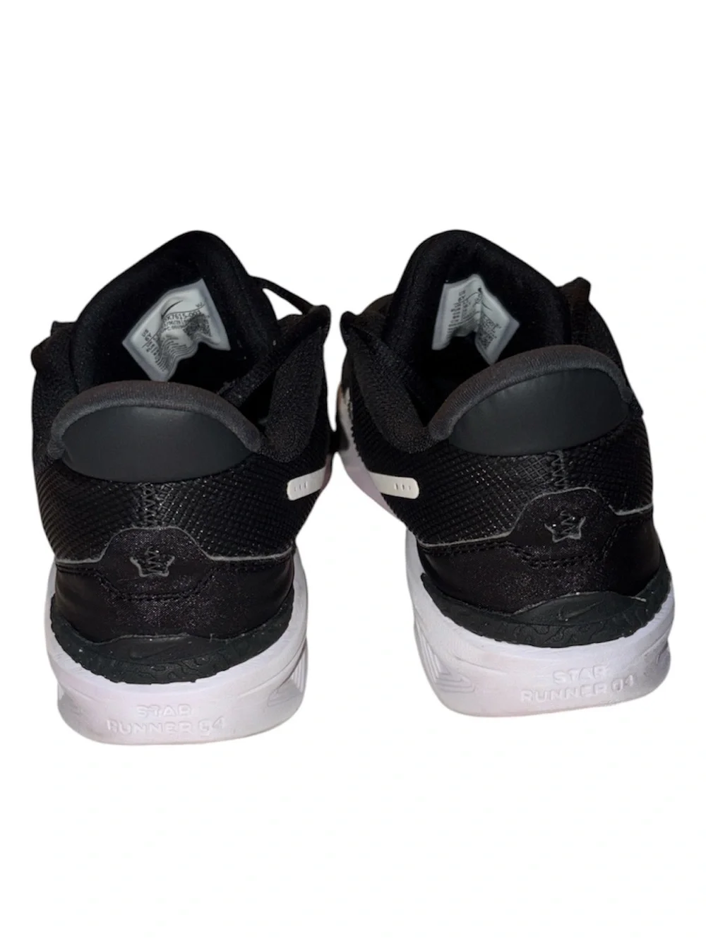 Nike Star Runner 4 GS Black White Anthracite Running Shoes Size 6Y